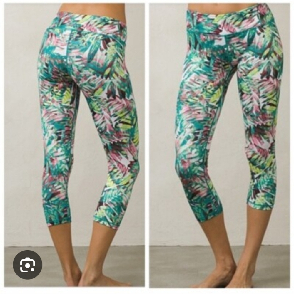 Prana Women's Roxanne Tropical Print Sustainable Stretch Yoga Pant Legging M